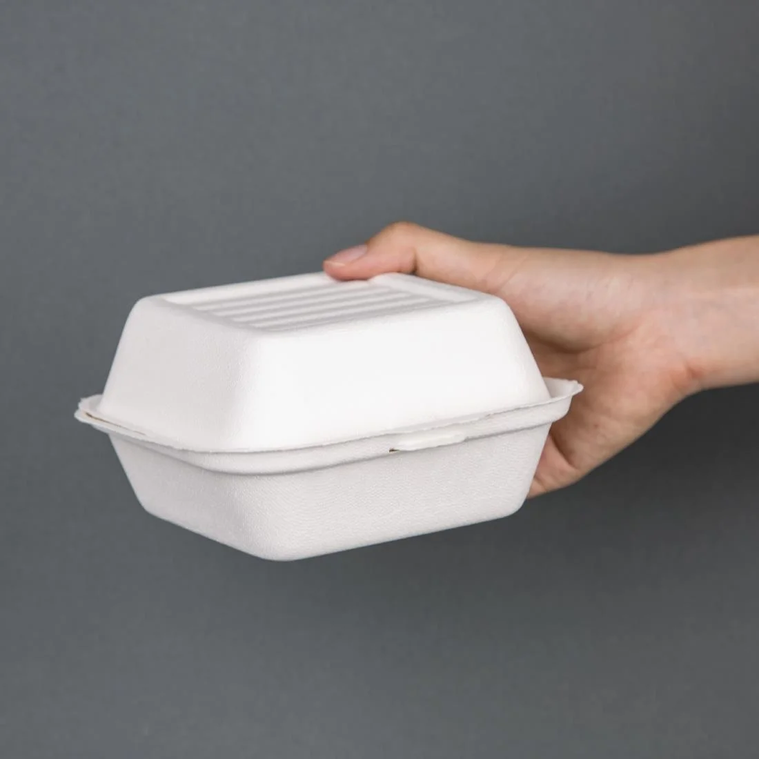 Fiesta Compostable Bagasse Burger Boxes with Bottom Ridges 153mm (Pack of 500) - Image 3