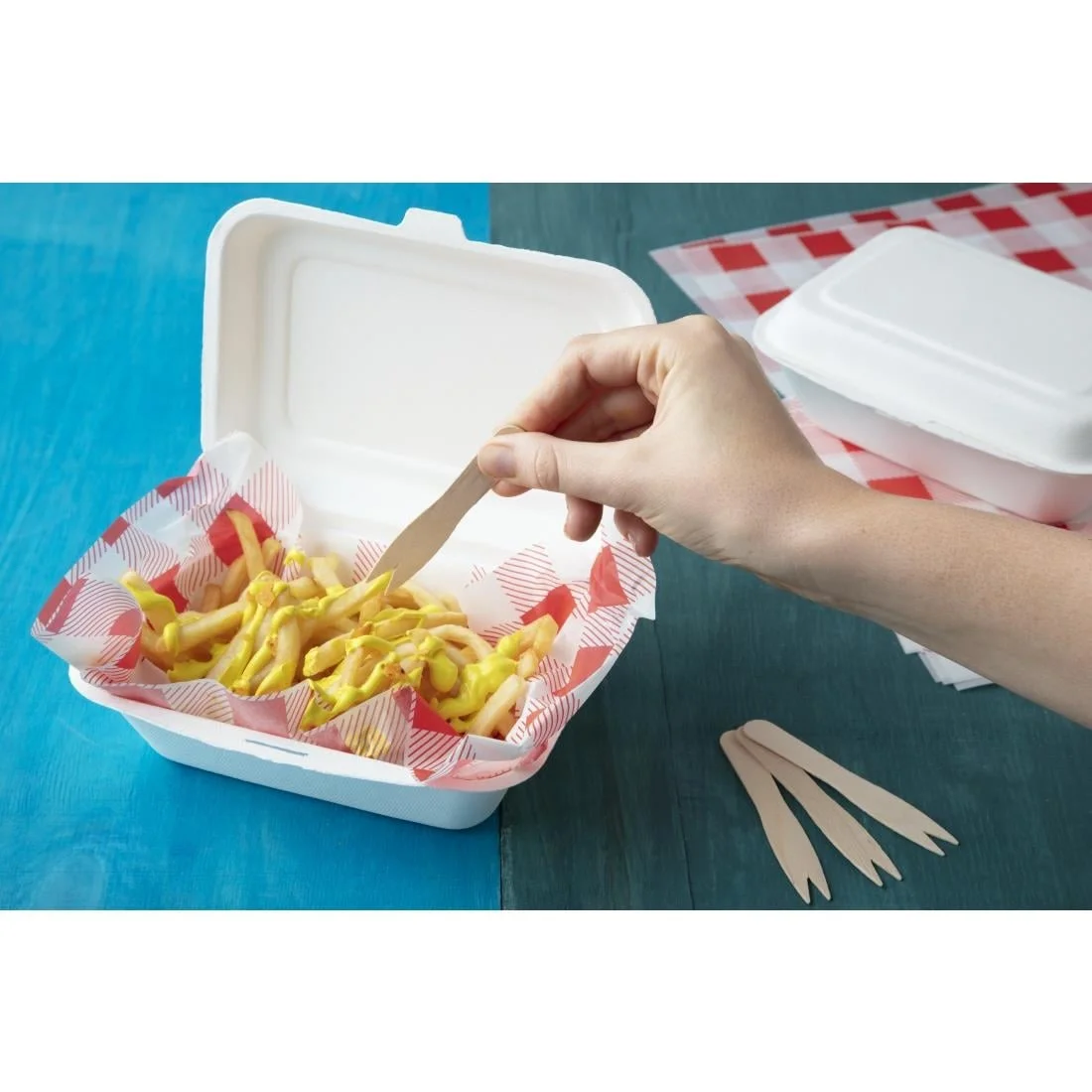 Fiesta Compostable Bagasse Hinged Food Containers 182mm - Image 4