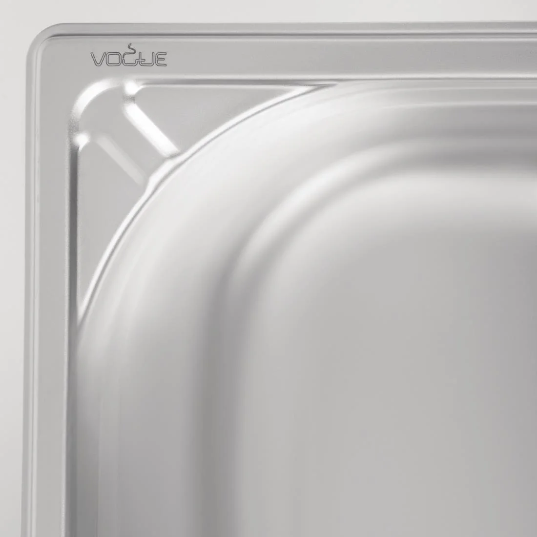 Vogue Heavy Duty Stainless Steel 1/1 Gastronorm Tray 150mm - Image 5