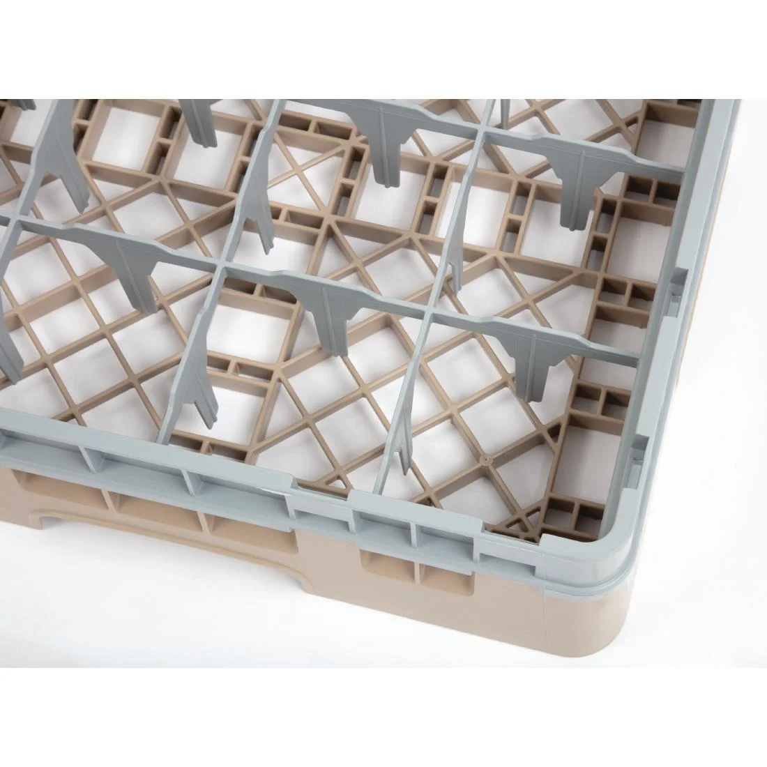 Cambro Camrack Beige 16 Compartments Max Glass Height 92mm - Image 3
