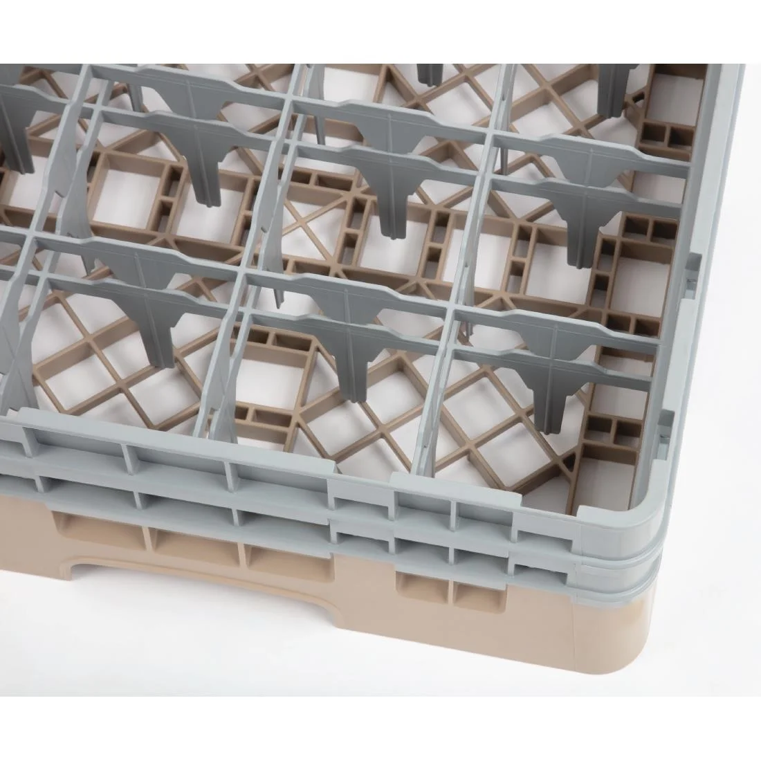 Cambro Camrack Beige 16 Compartments Max Glass Height 133mm - Image 3
