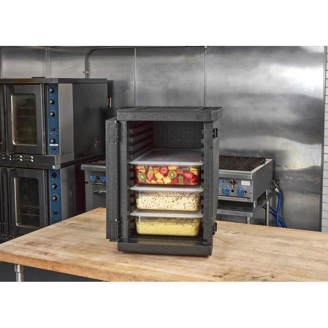 Cambro Insulated Front Loading Food Pan Carrier 86Ltr - Image 4