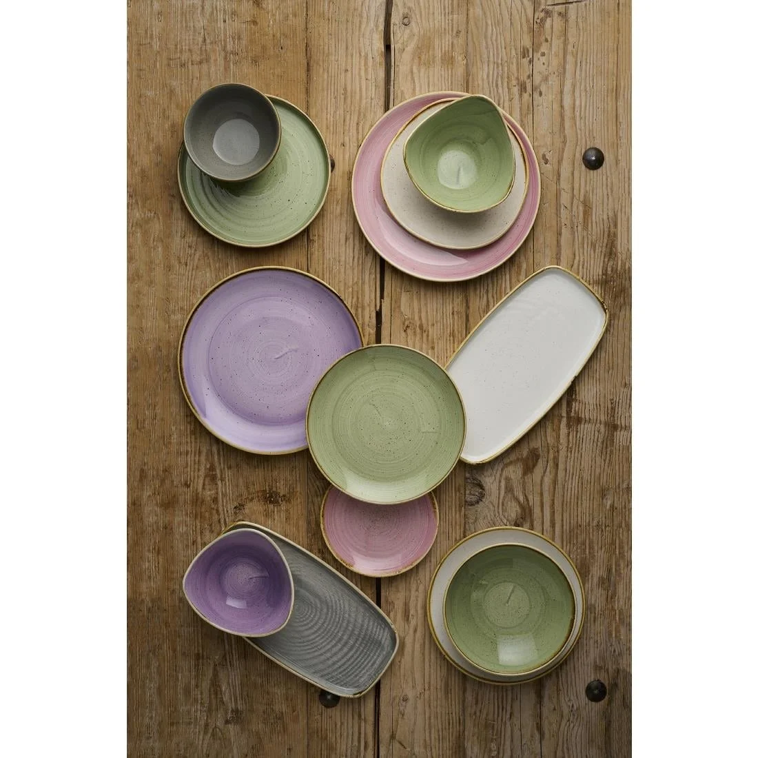 Churchill Stonecast Sage Green Triangle Plates 229mm (12 Pack) - Image 2