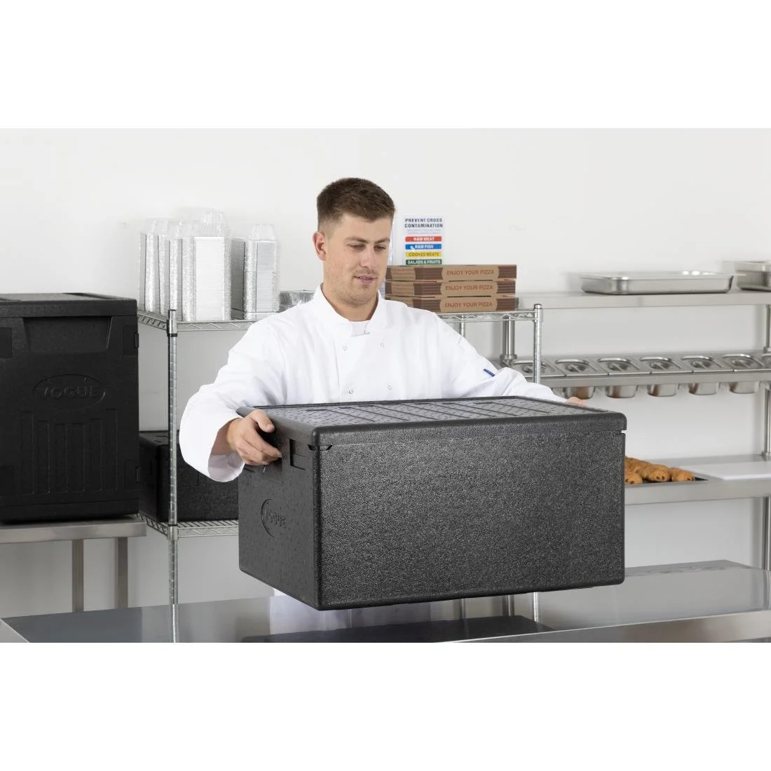 Vogue Insulated EPP Food Transport Box 81Ltr for Patisserie Trays - Image 8