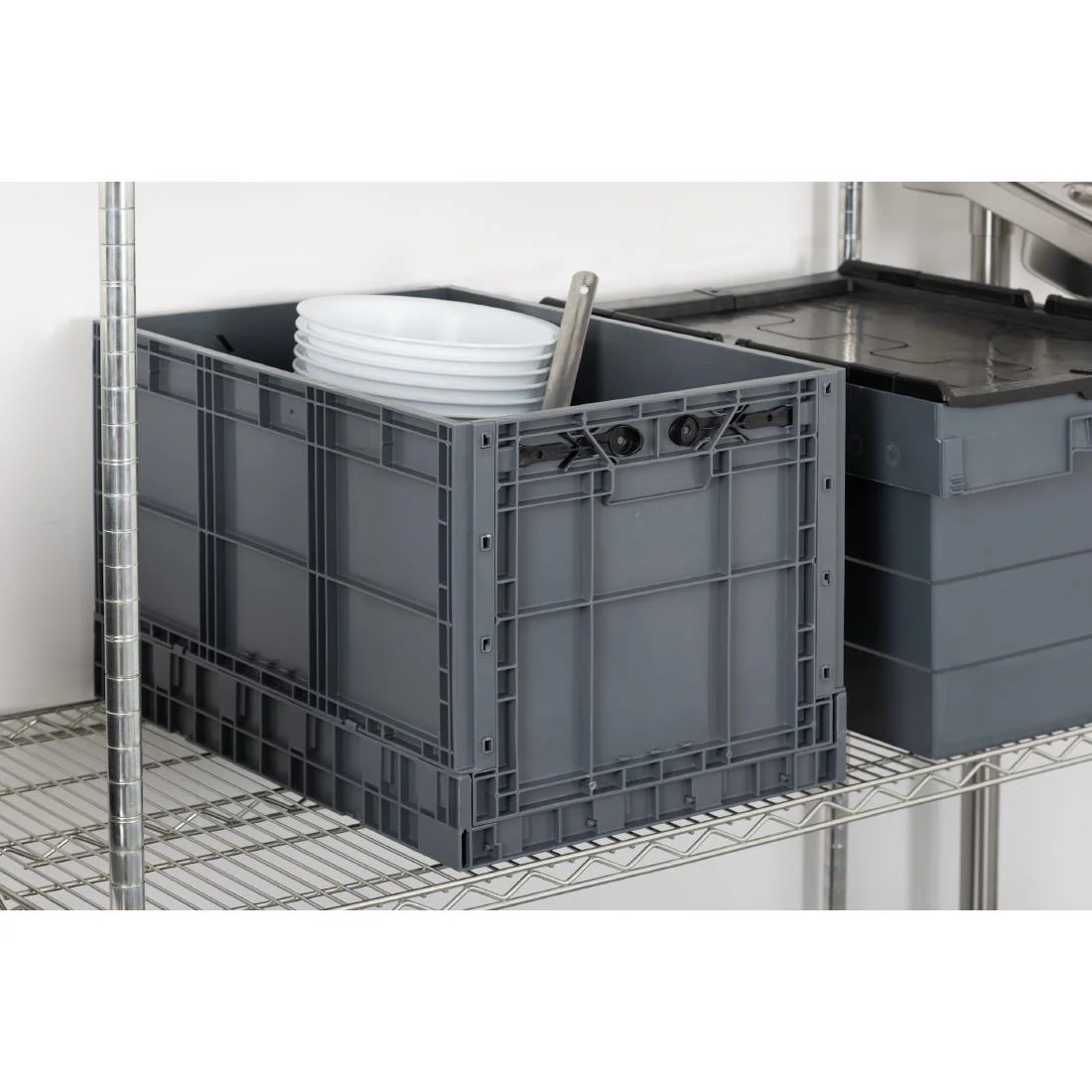 Vogue Plastic Folding Transport Storage Crate 594x396x353mm - Image 12