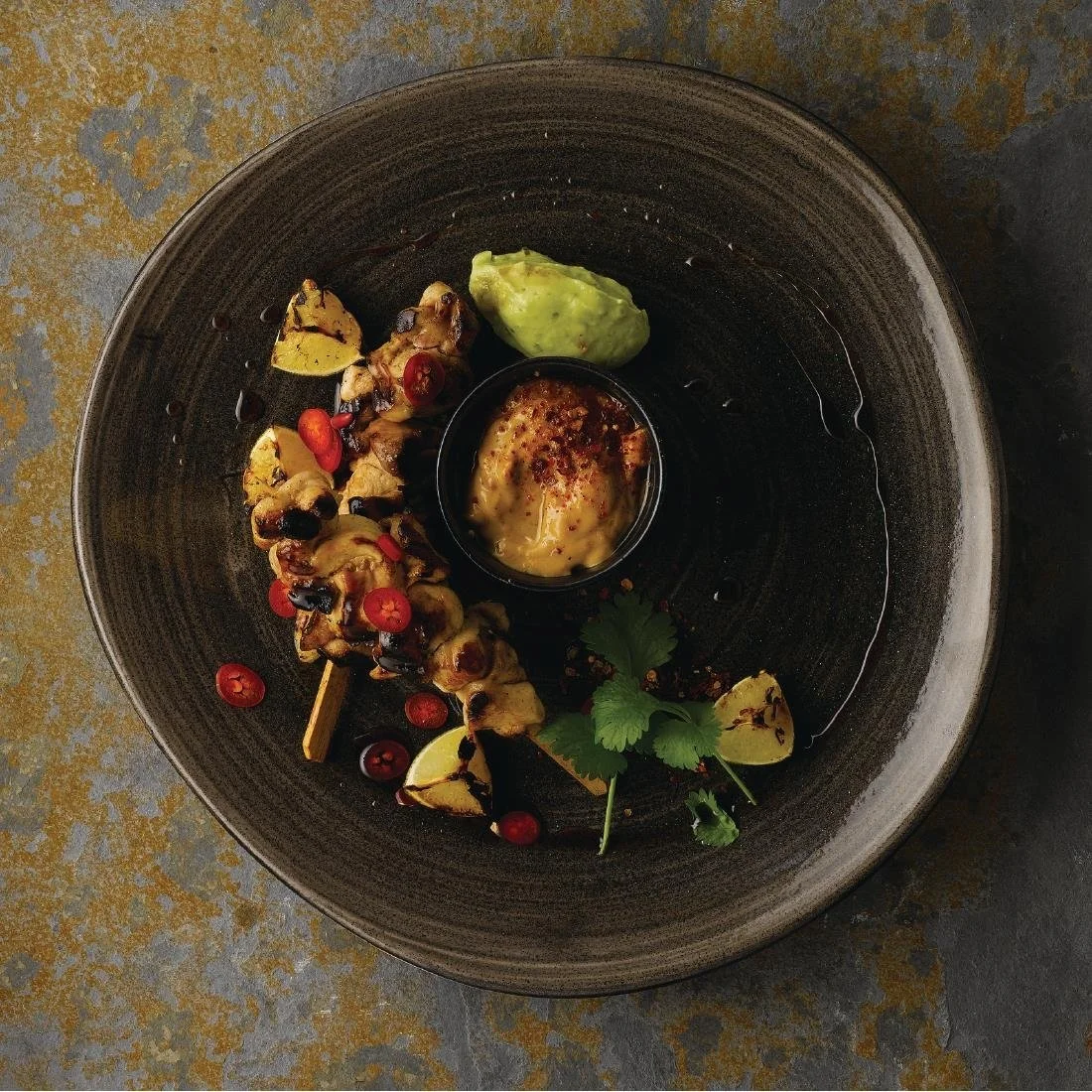 Churchill Stonecast Patina Round Trace Plates Iron Black 210mm (12 Pack) - Image 2