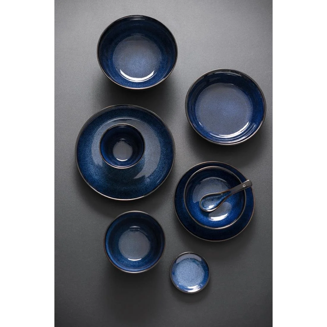 Olympia Luna Midnight Blue Coupe Plates 255mm (4 Pack) - Image 2