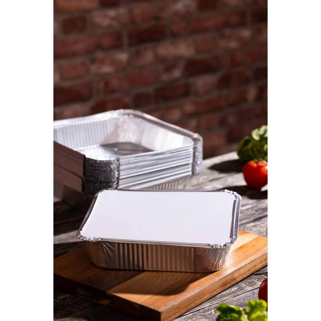 Fiesta Recyclable Deep Foil Containers 2100ml (200 Pack) - Image 2