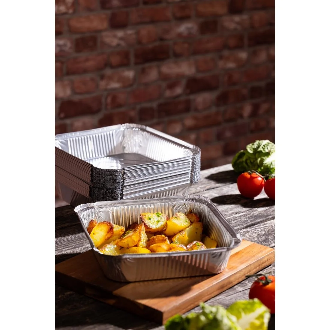Fiesta Recyclable Deep Foil Containers 2100ml (200 Pack) - Image 3