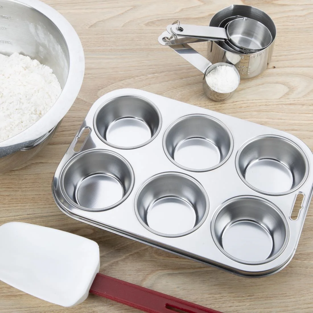 Vogue Stainless Steel 6 Cup Deep Muffin Tray - Image 6