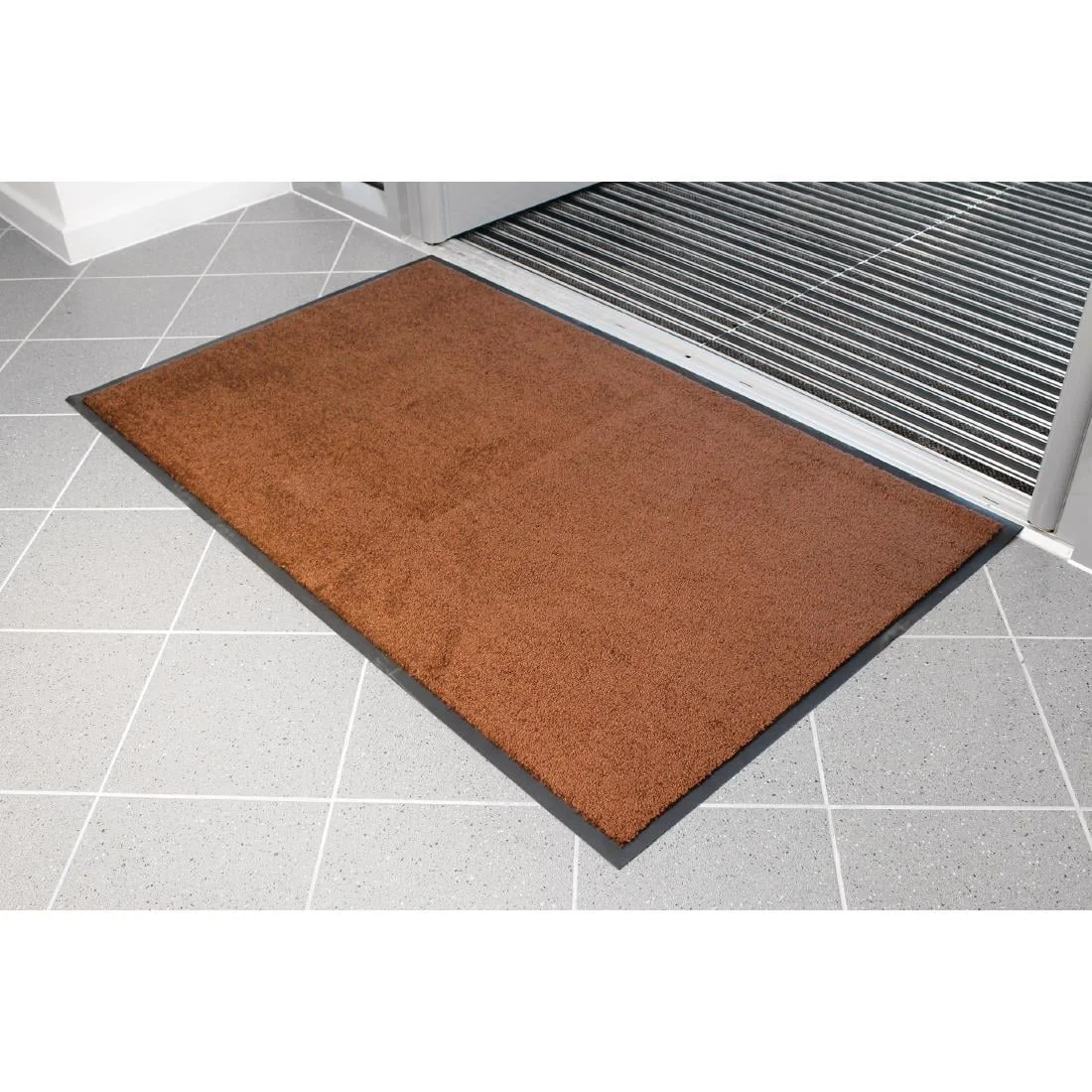 Coba Entraplush Mat Brown 90 x 150cm - Image 2