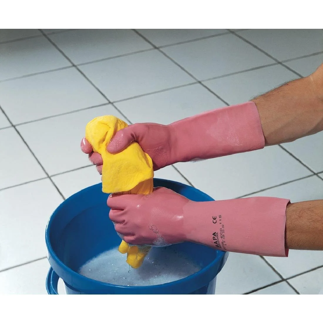 MAPA Vital 115 Liquid-Proof Light-Duty Janitorial Gloves Pink - Image 2