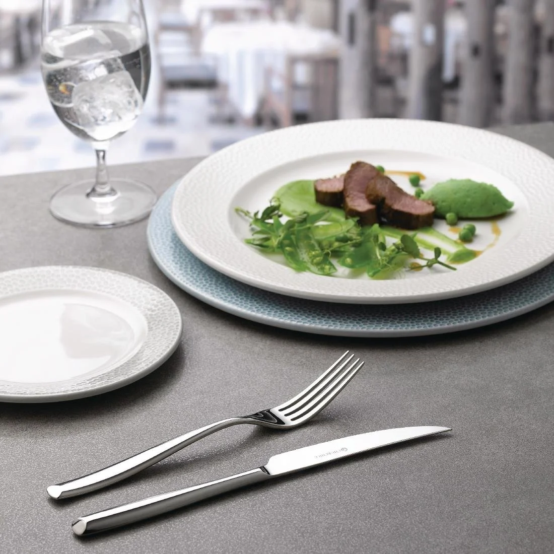 Churchill Isla Footed Plates White 276mm (12 Pack) - Image 5