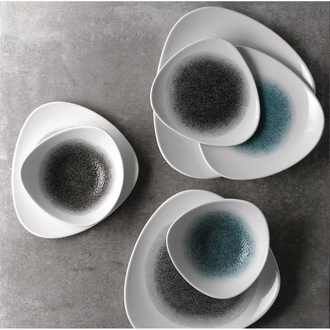 Churchill Studio Prints Raku Triangle Plates Jade Green 265mm (12 Pack) - Image 2