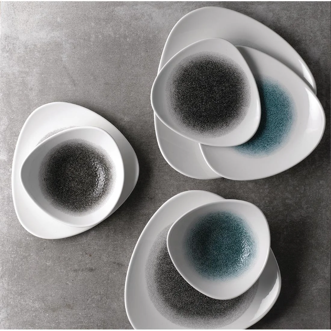 Churchill Studio Prints Raku Triangle Plates Quartz Black 311mm (6 Pack) - Image 4