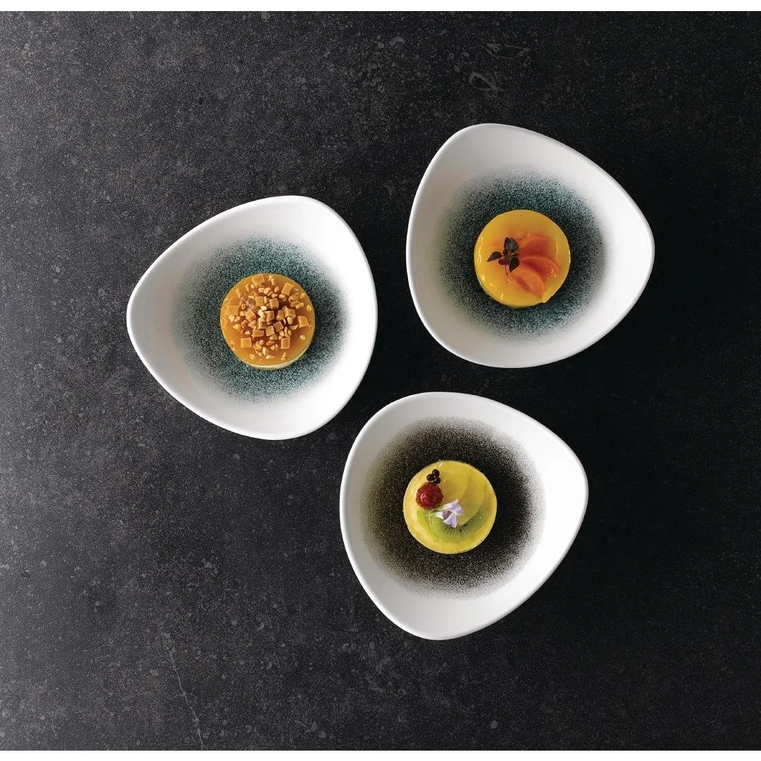 Churchill Studio Prints Raku Triangle Bowls Jade Green 185mm 370ml (12 Pack) - Image 4