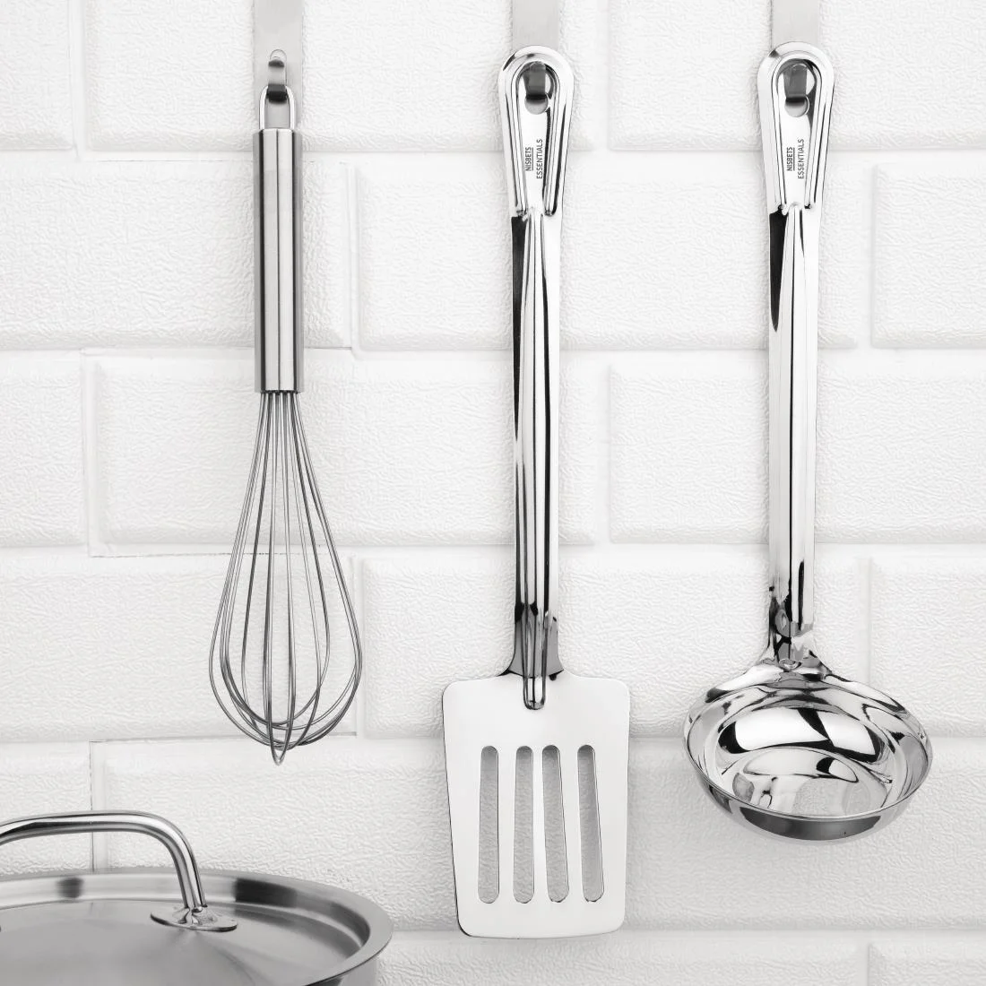 Nisbets Essentials Slotted Spatula 32cm - Image 4