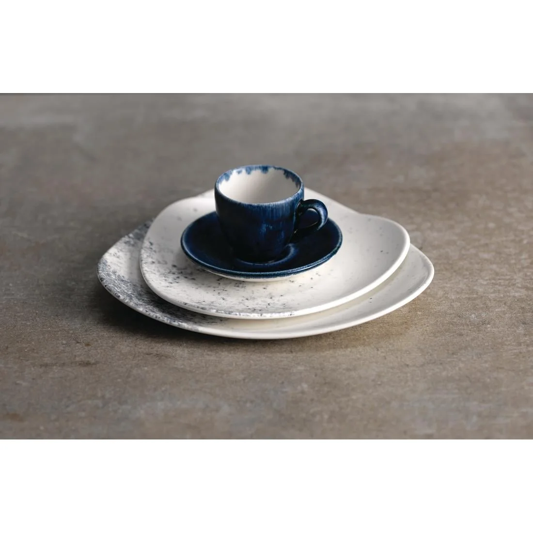 Studio Prints Haze Blue Triangle Plates 9 " (12 Pack) - Image 2