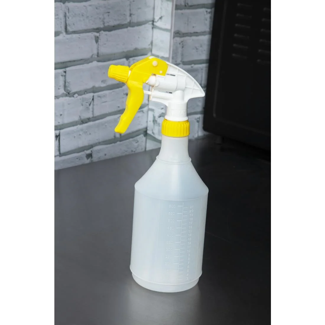SYR Trigger Spray Bottle Yellow 750ml - Image 8