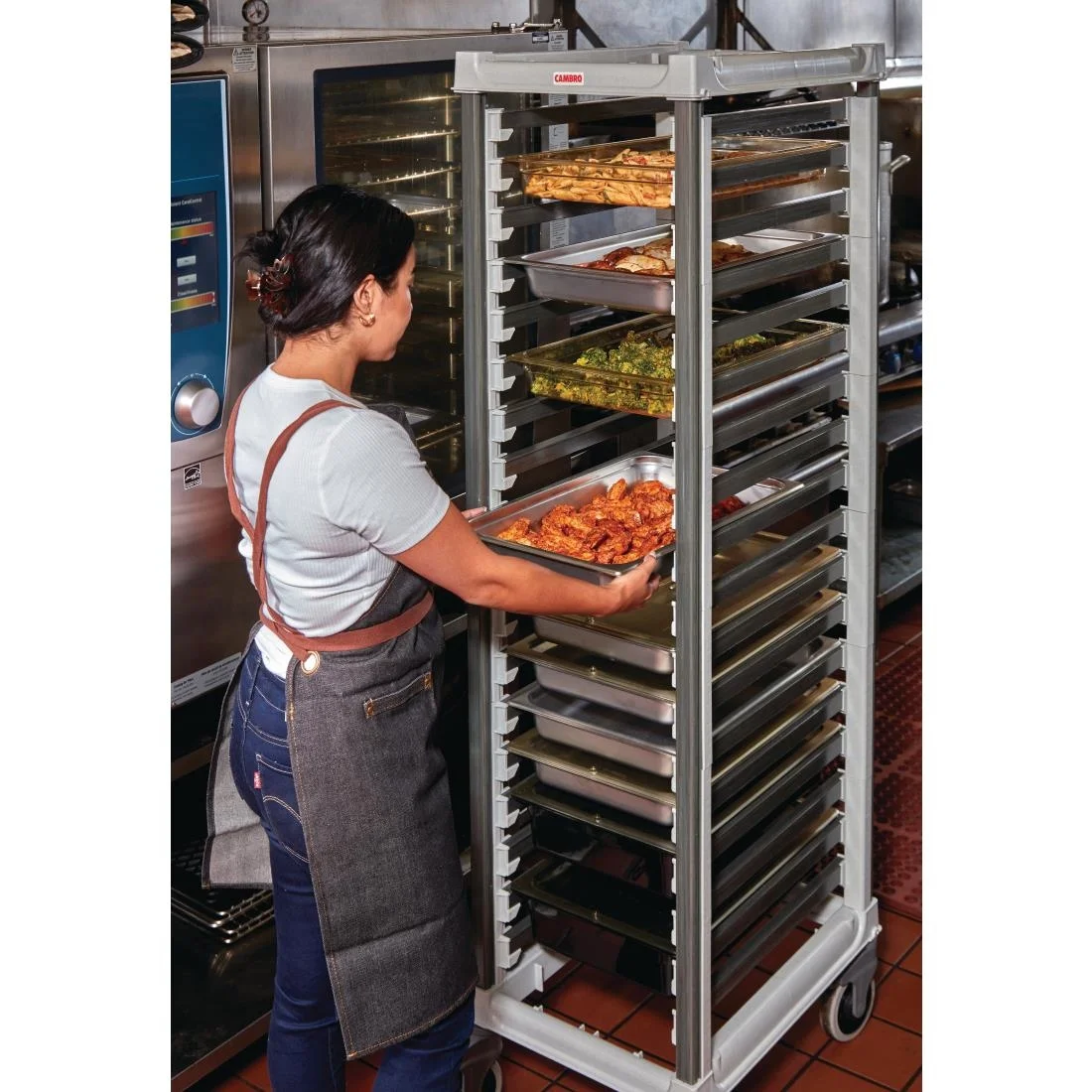 Cambro 1/1 Gastronorm Trolley 18 Tray Capacity Tall - Image 4