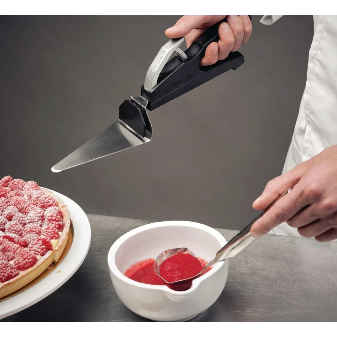 Deglon Push & Pull Pie and Pizza Server - Image 2