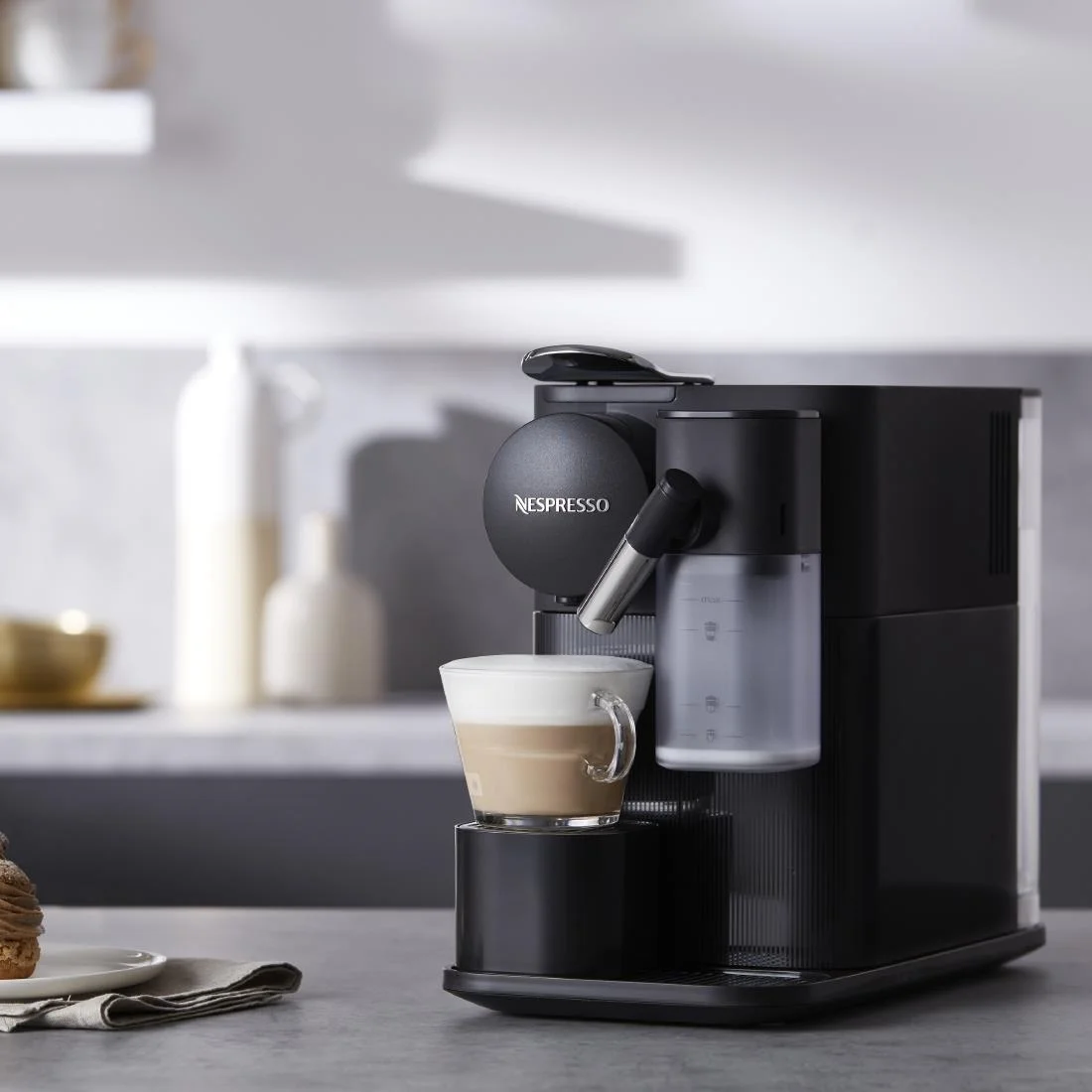 DeLonghi Nespresso Lattissima One Coffee Machine Black - Image 3