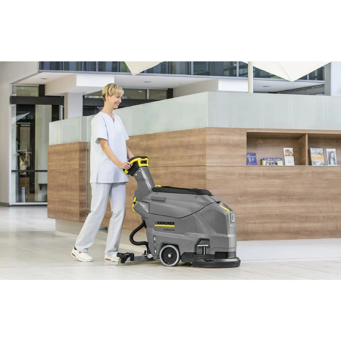 Karcher Scrubber Dryer BD 43/25 C BP - Image 4