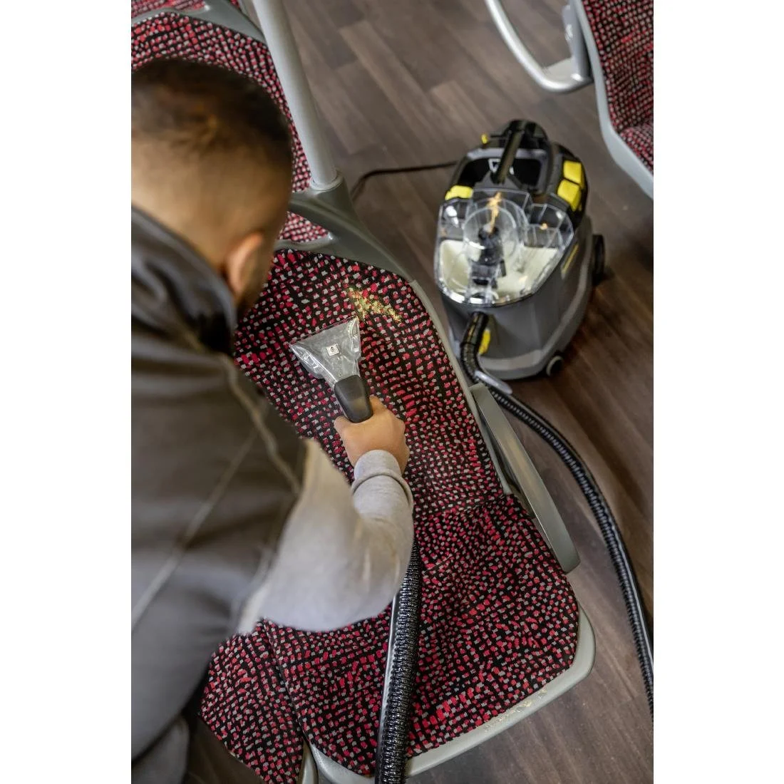 Karcher Spray Extraction Cleaner Puzzi 8/1 C - Image 5