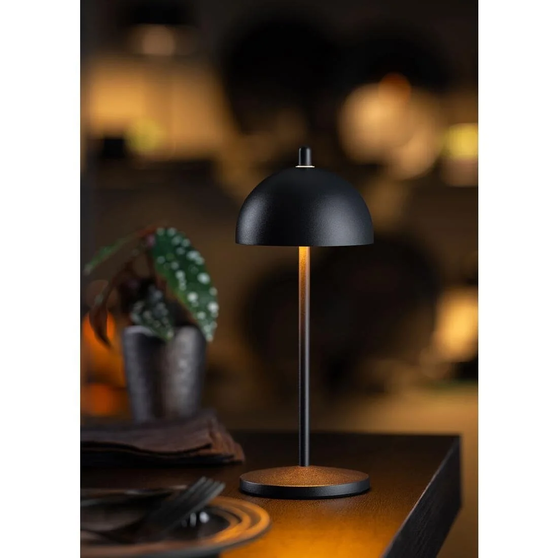 Utopia Antigua Micro LED Cordless Table Lamp 200mm Black (6 Pack) - Image 2