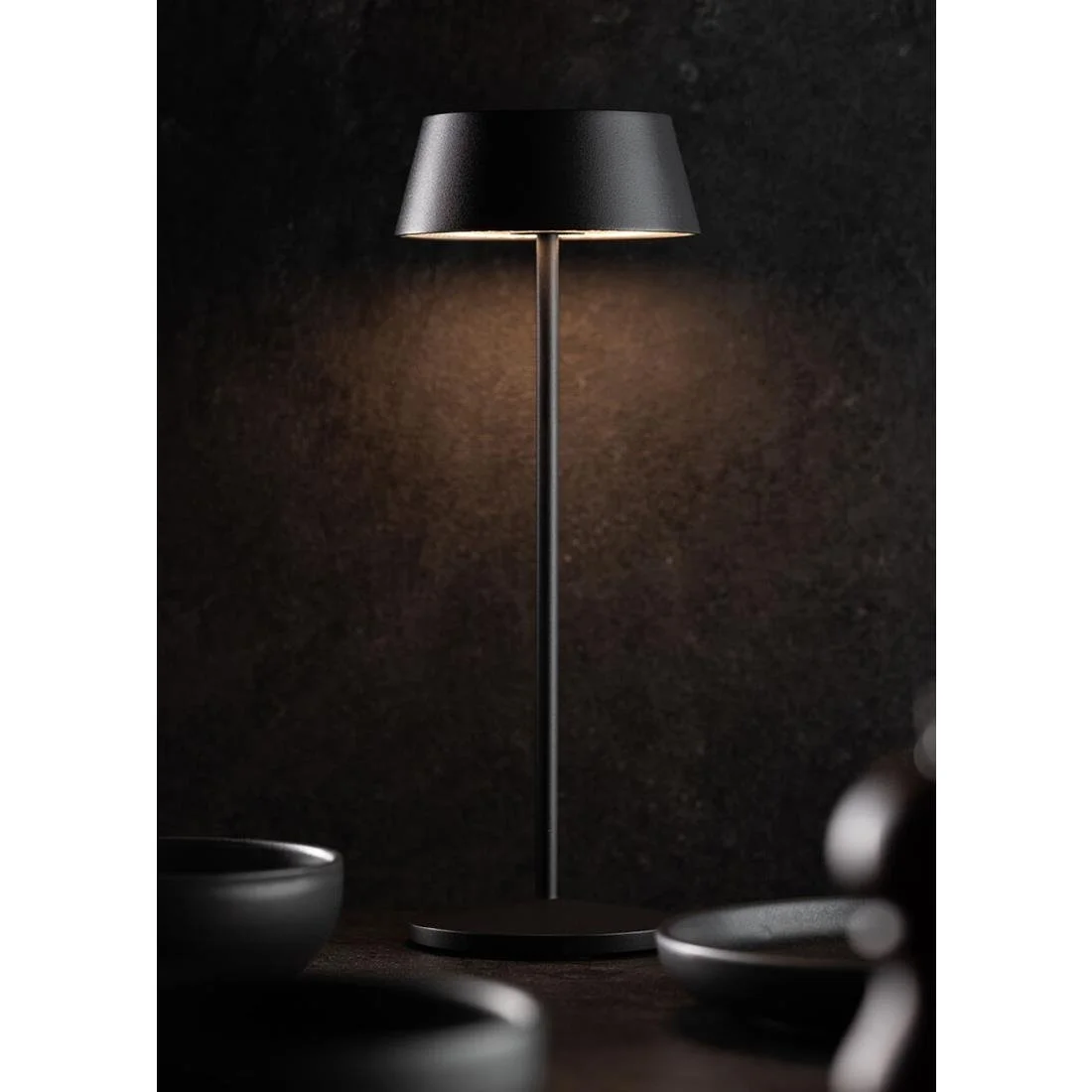 Utopia Martinique LED Cordless Table Lamp 300mm Black (6 Pack) - Image 4
