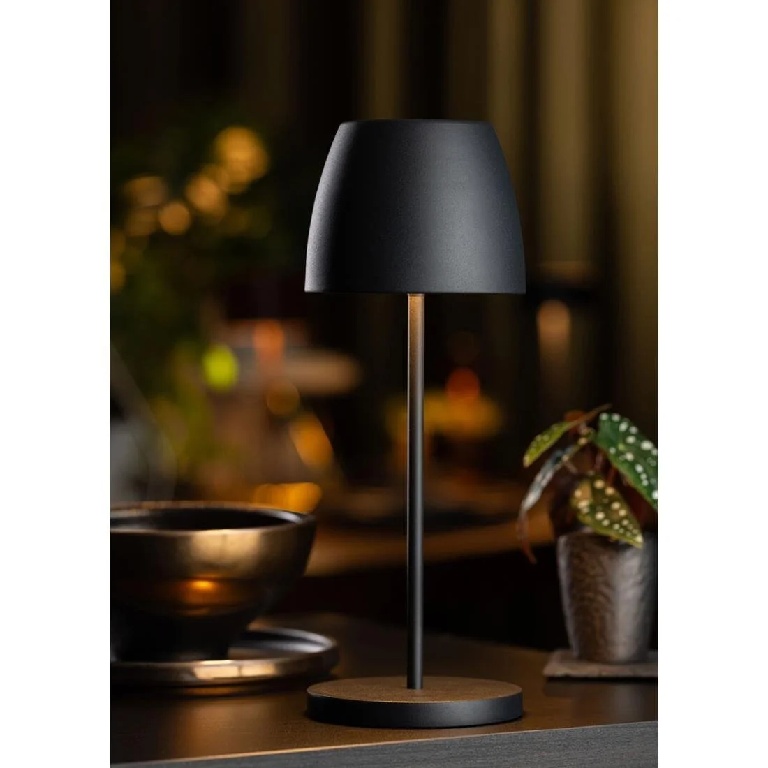 Utopia Montserrat LED Cordless Table Lamp 300mm Black (6 Pack) - Image 2