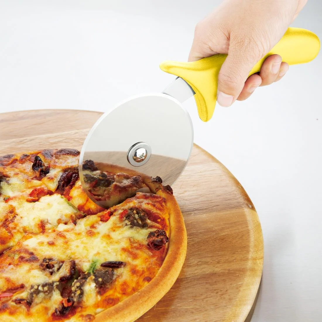 Hygiplas Pizza Wheel Yellow 4" - Image 4