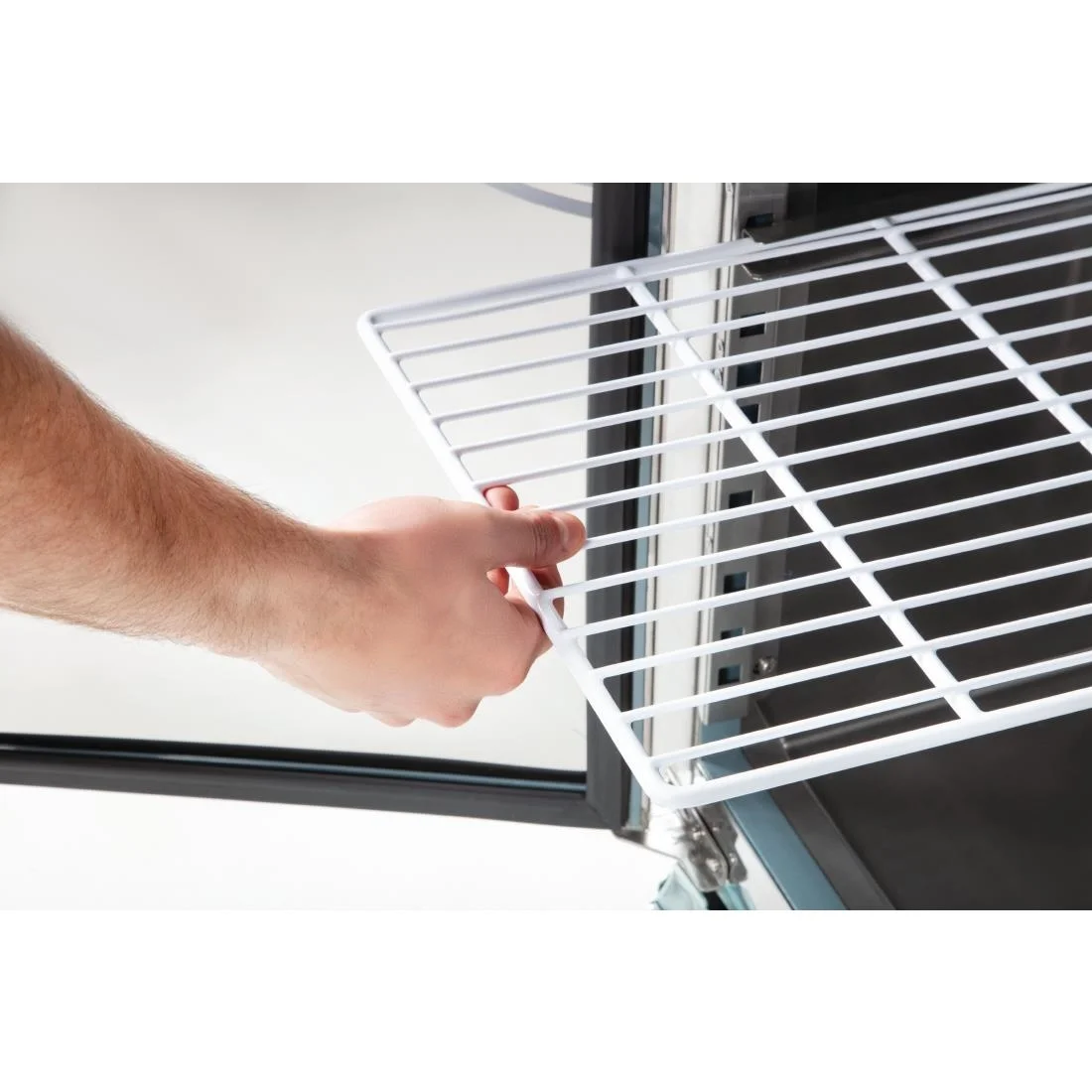 Polar U-Series Double Door Counter Fridge 282Ltr - Image 6