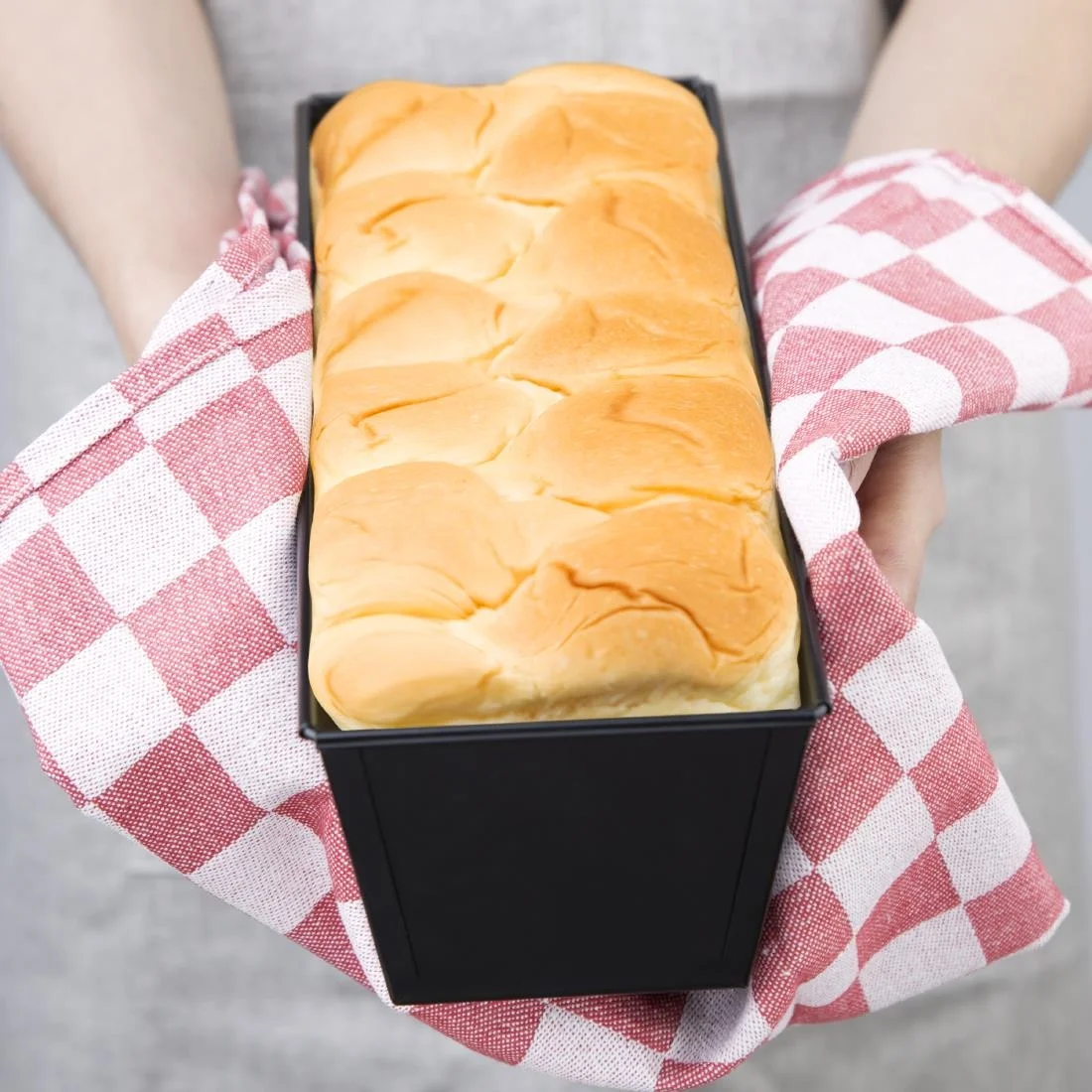 Vogue 3lb Non-Stick Loaf Tin 8x30x11cm - Image 7