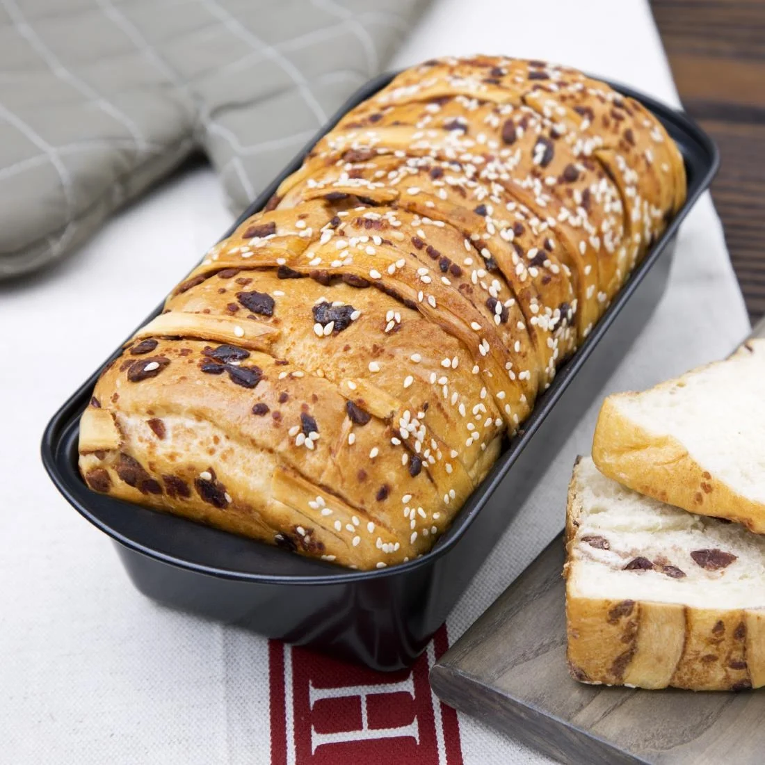 Vogue 1.5lb Non-Stick Loaf Tin 6x26x13cm - Image 6