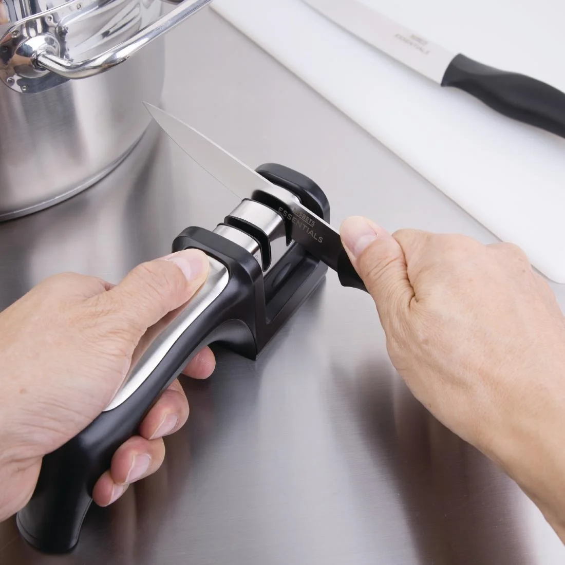 Vogue Two Stage Manual Knife Sharpener - Image 5
