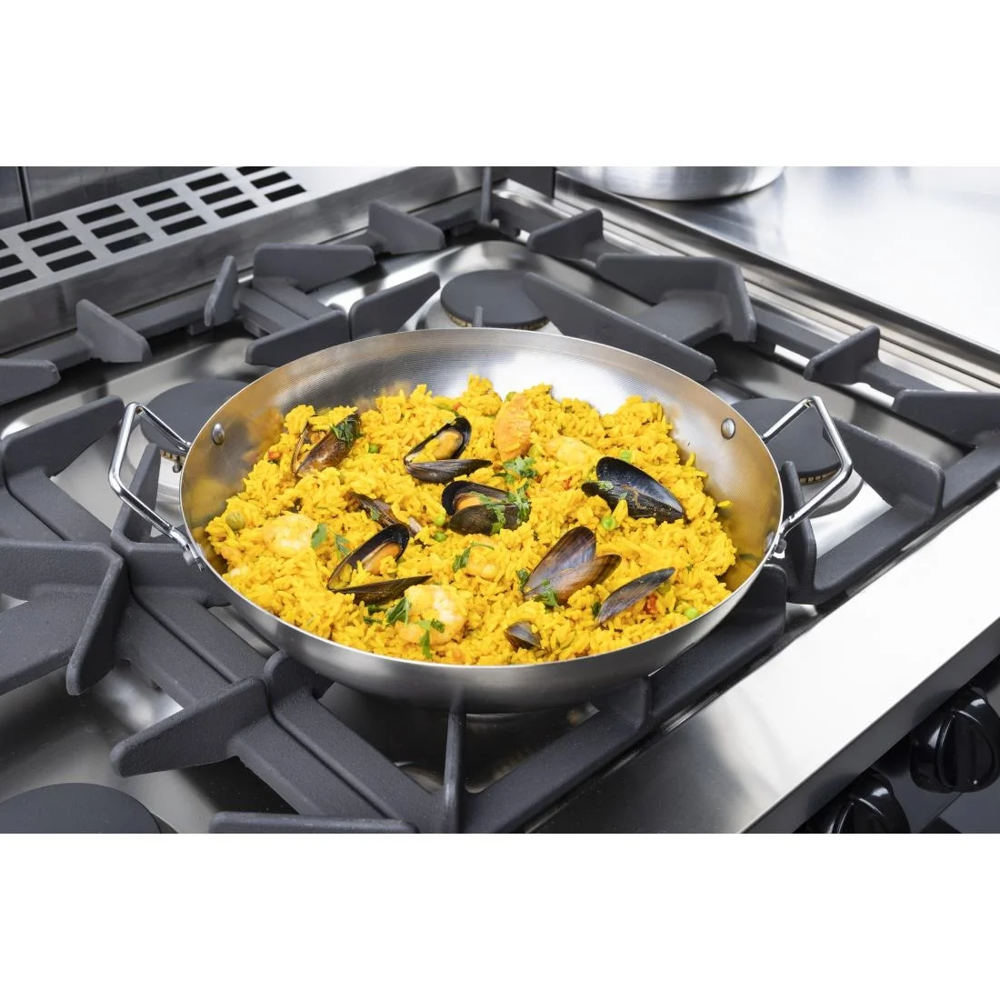 Vogue Black Iron Paella Pan 325mm - Image 7