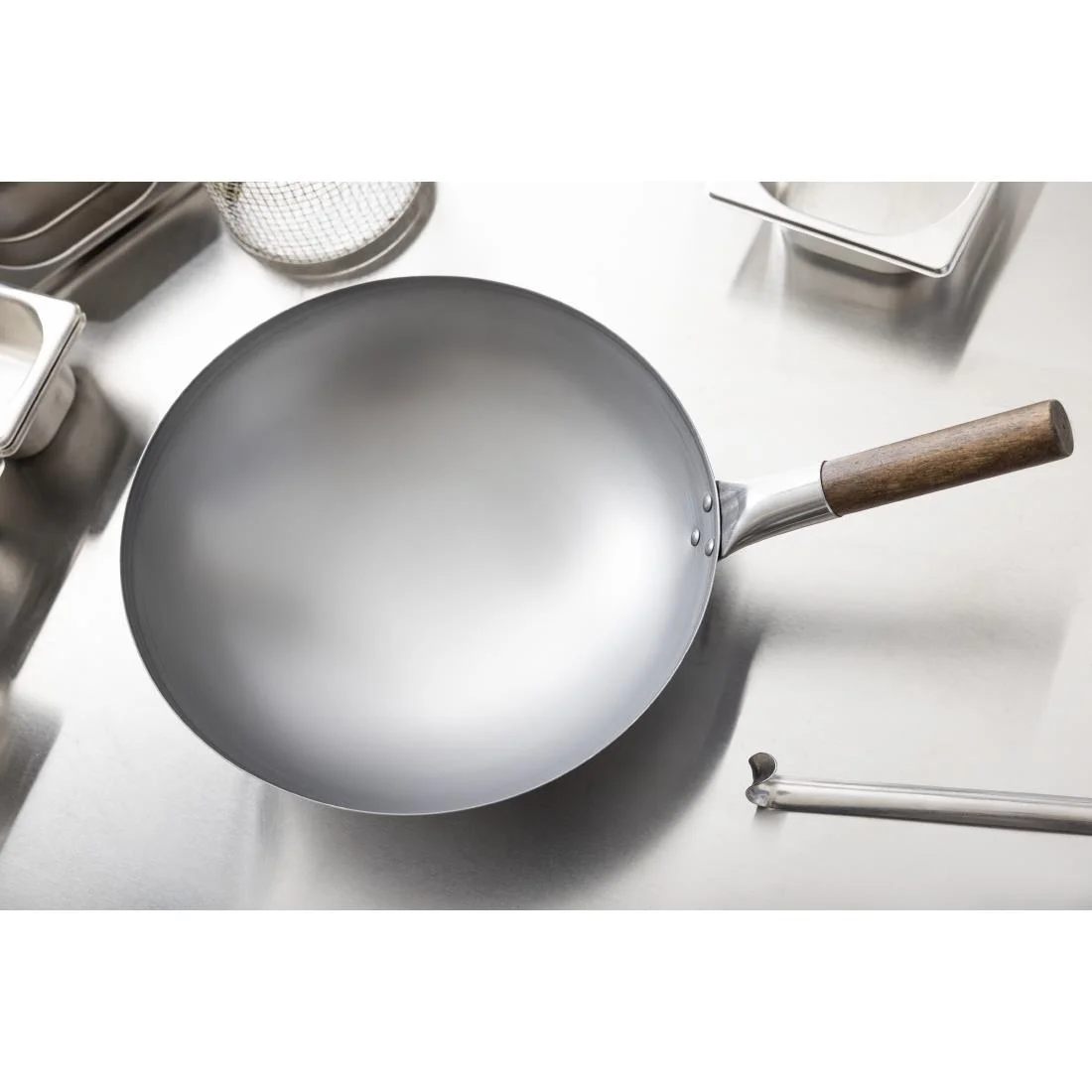 London Wok Round Bottom Wok 330mm - Image 9