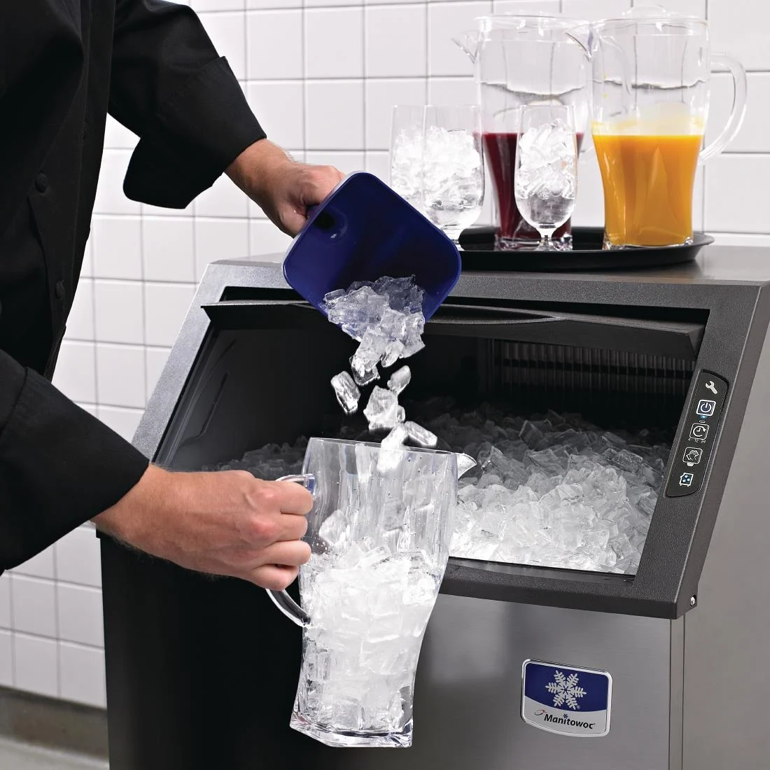 Manitowoc NEO Integral Storage Ice Maker 104kgs