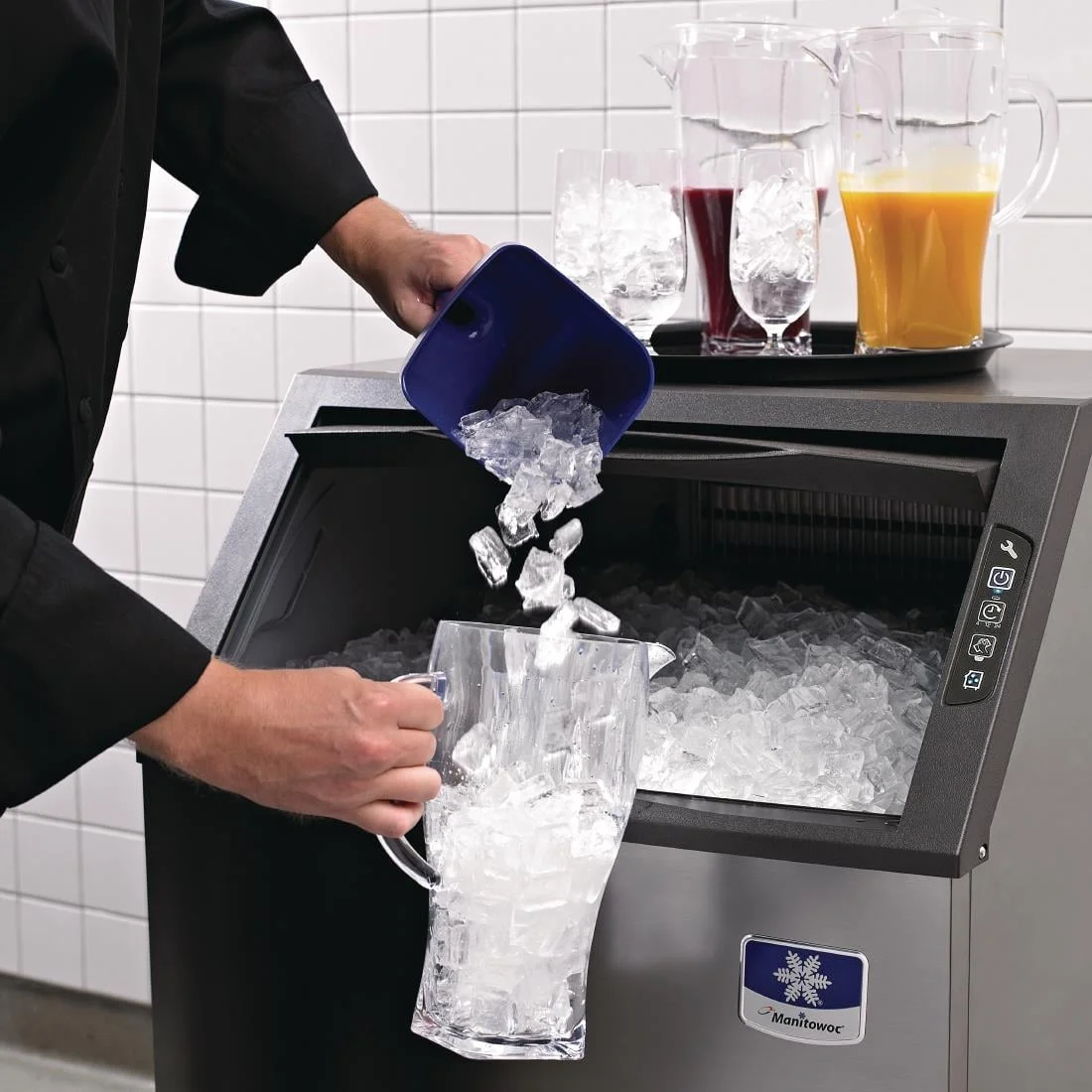 Manitowoc NEO Integral Storage Ice Maker 104kgs - Image 3