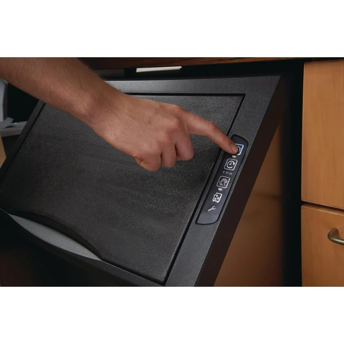 Manitowoc NEO Integral Storage Ice Maker 104kgs - Image 4