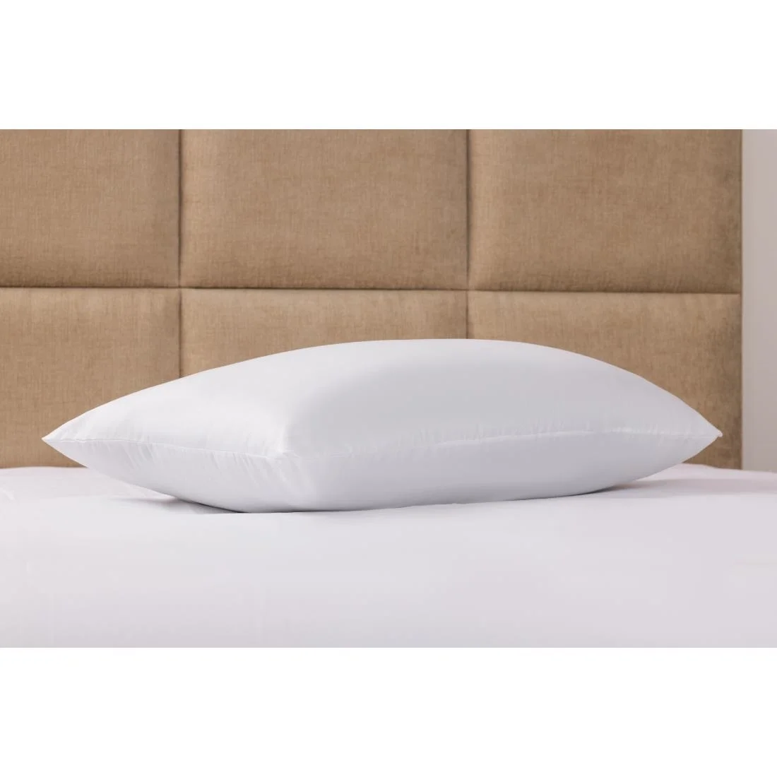 Mitre Comfort Simplysoft Pillow - Image 3