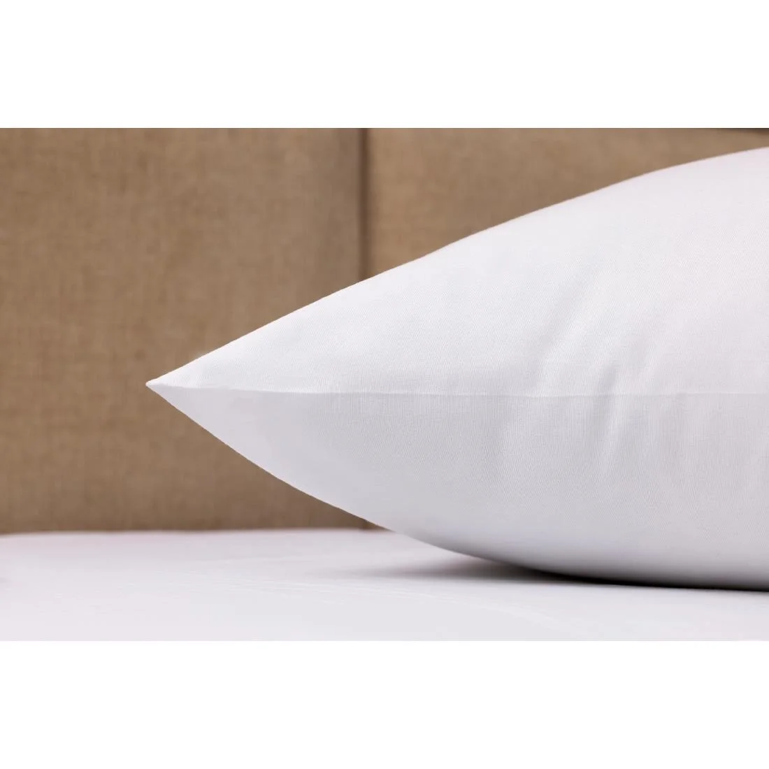 Mitre Comfort Simplysoft Pillow - Image 4