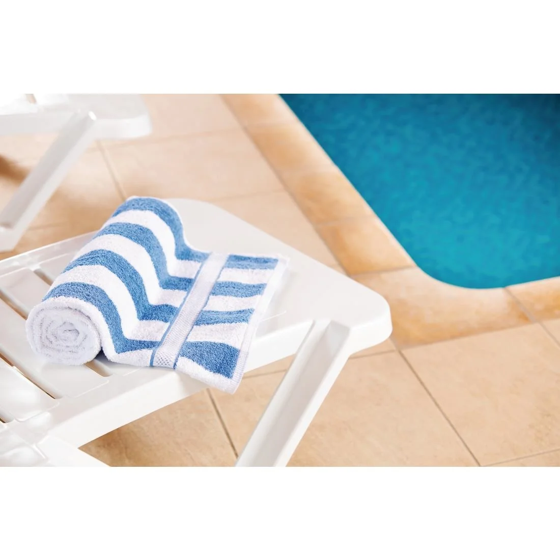 Mitre Comfort Splash Towel - Image 6