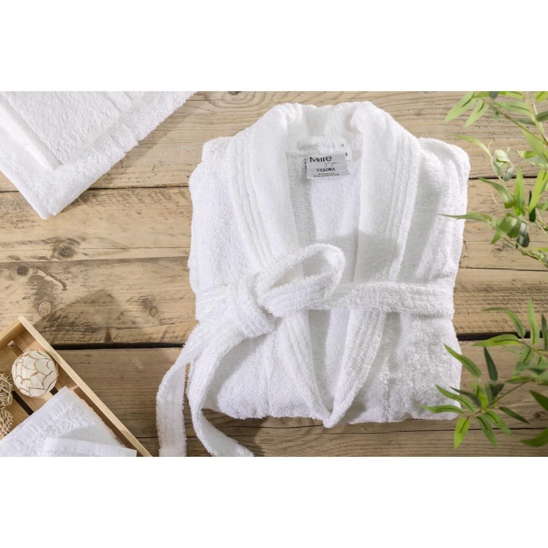 Mitre Essentials Verona Bathrobe Large - Image 2