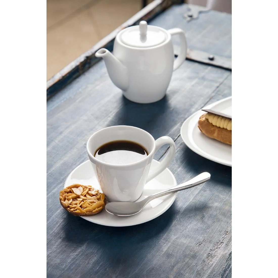 Royal Porcelain Classic White Tea Cup 210ml - Image 4