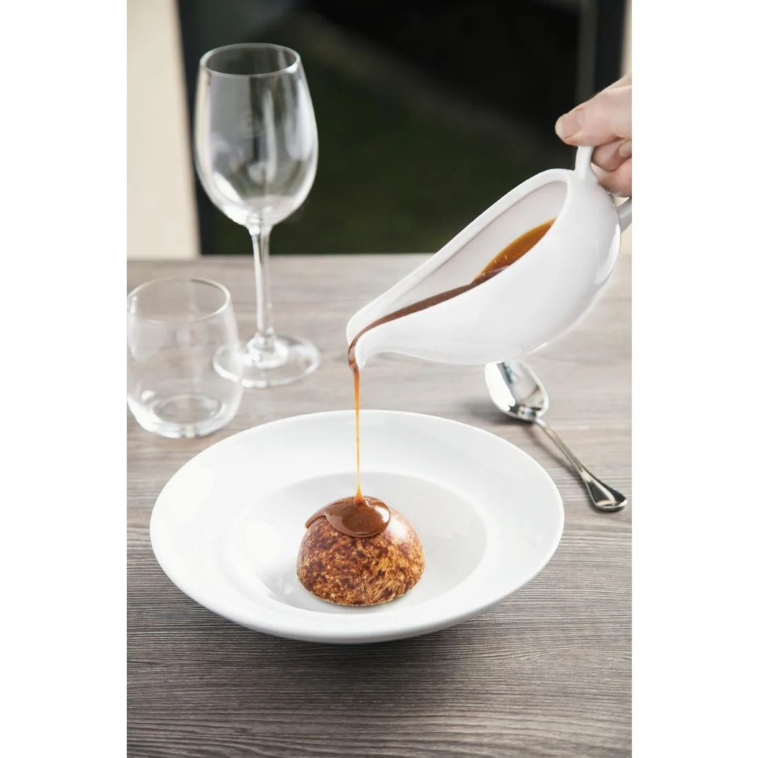 Royal Porcelain Classic White Gravy Boat 380ml - Image 5