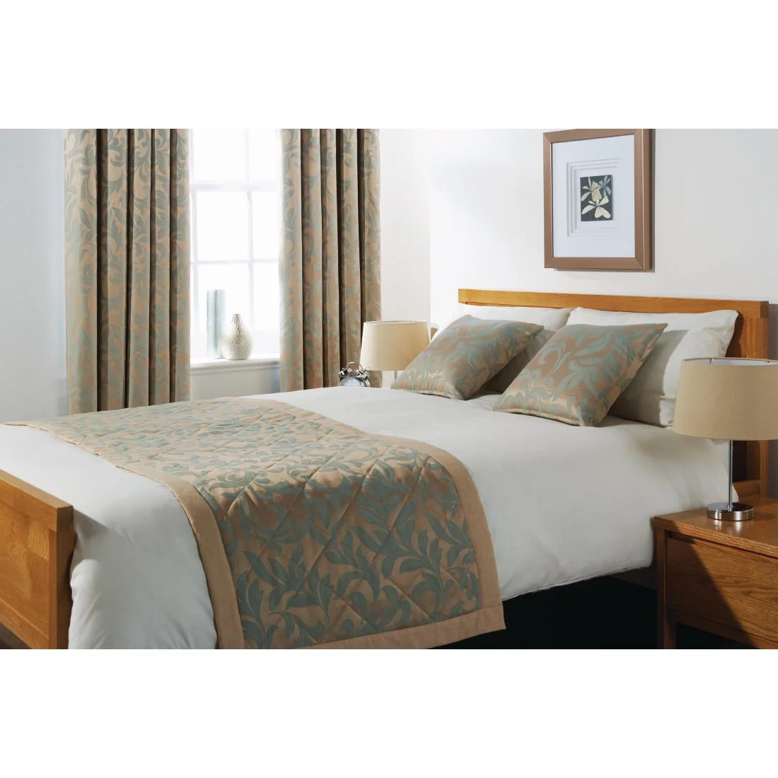 Mitre Essentials Kensington Bed Runners Duck Egg