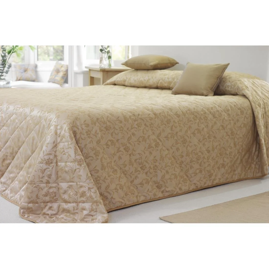 Mitre Essentials Sovereign Bedspreads Gold