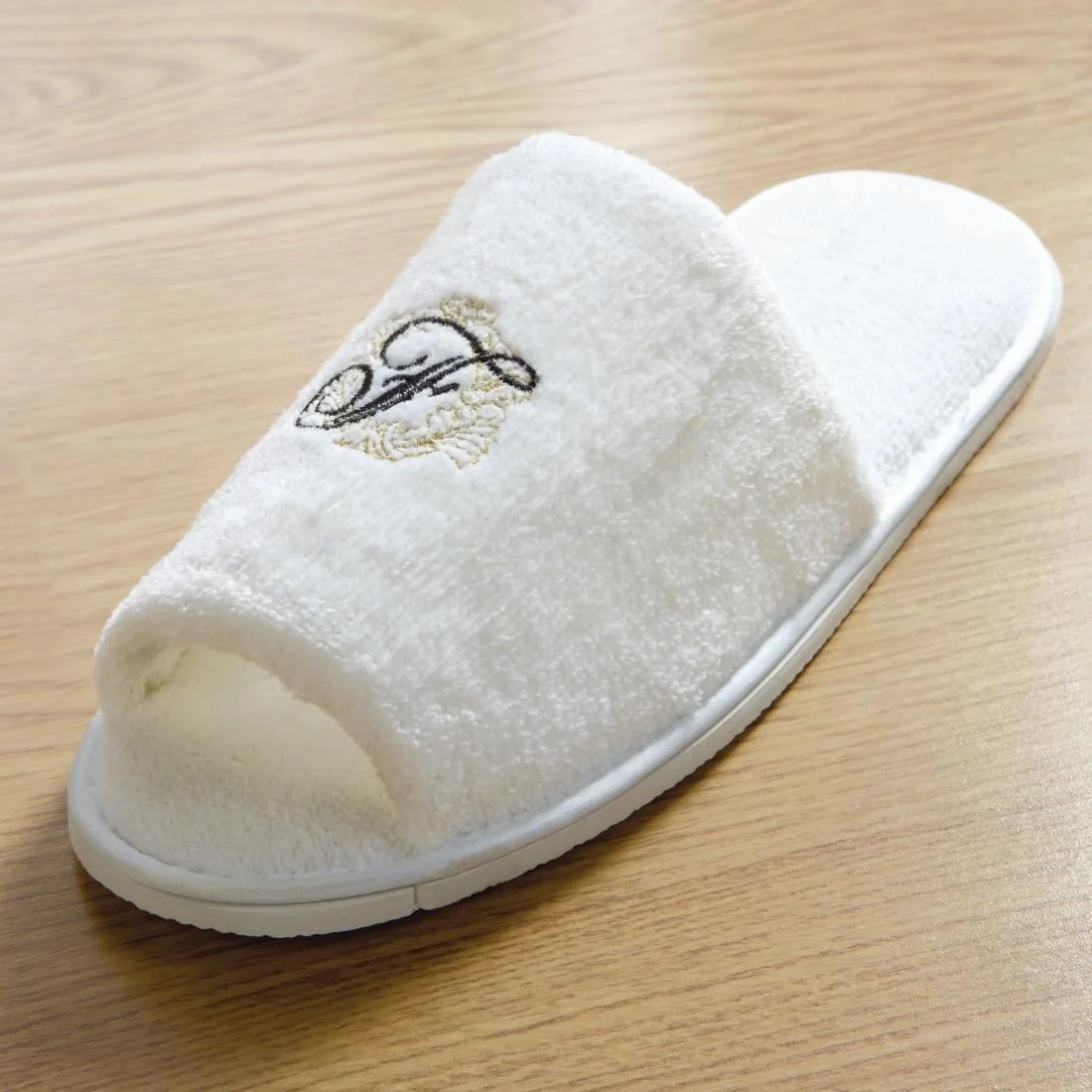 Mitre Luxury Curzon Bathrobe and Slipper Set Extra Large - Image 3
